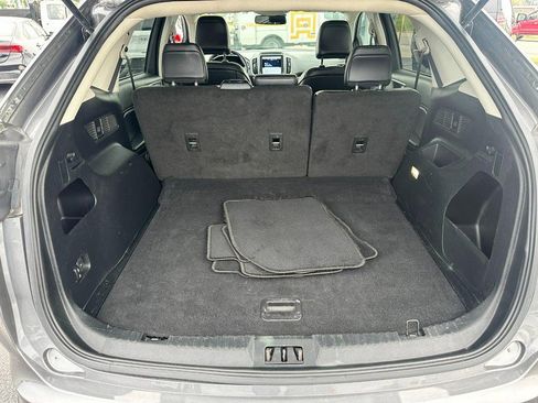 Used 2023 Ford Edge SEL image 5