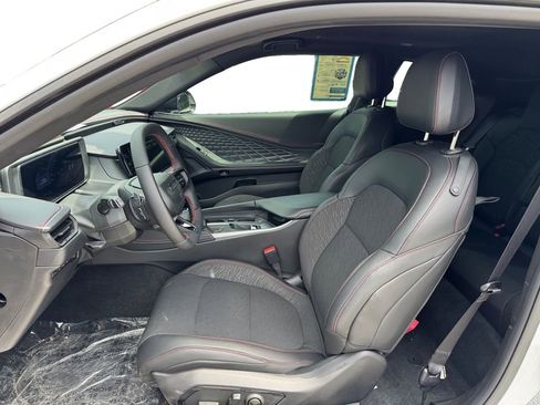 New 2025 Dodge Charger R/T w/ Quick Order Package 25M R/T image 9