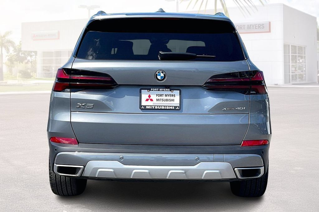 Used 2026 BMW X5 xDrive40i AWD/4WD image 16