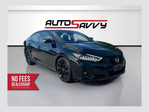 Used 2023 Nissan Maxima SR w/ Sport Mat Group FWD image 1