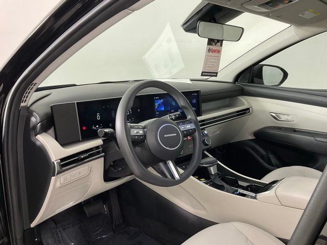 Used 2025 Hyundai Tucson SEL FWD image 18