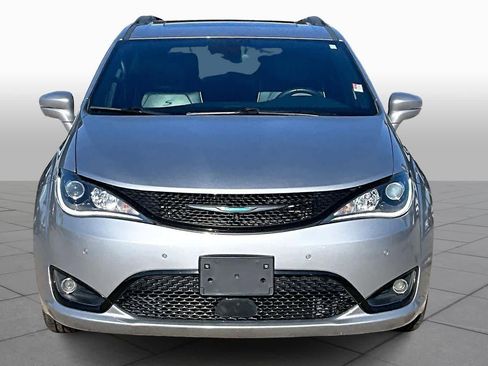 Used 2020 Chrysler Pacifica Limited w/ Advanced Safetytec Group image 5