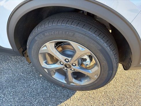 New 2026 Ford Escape ST-Line w/ Cold Weather Package image 7