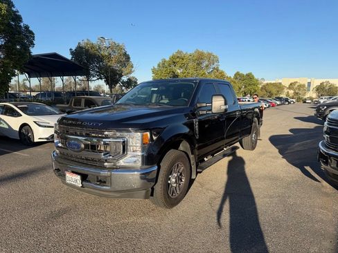 Used 2022 Ford F250 XL w/ STX Appearance Package RWD image 1