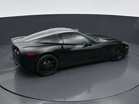 Used 2006 Chevrolet Corvette Coupe RWD image 28