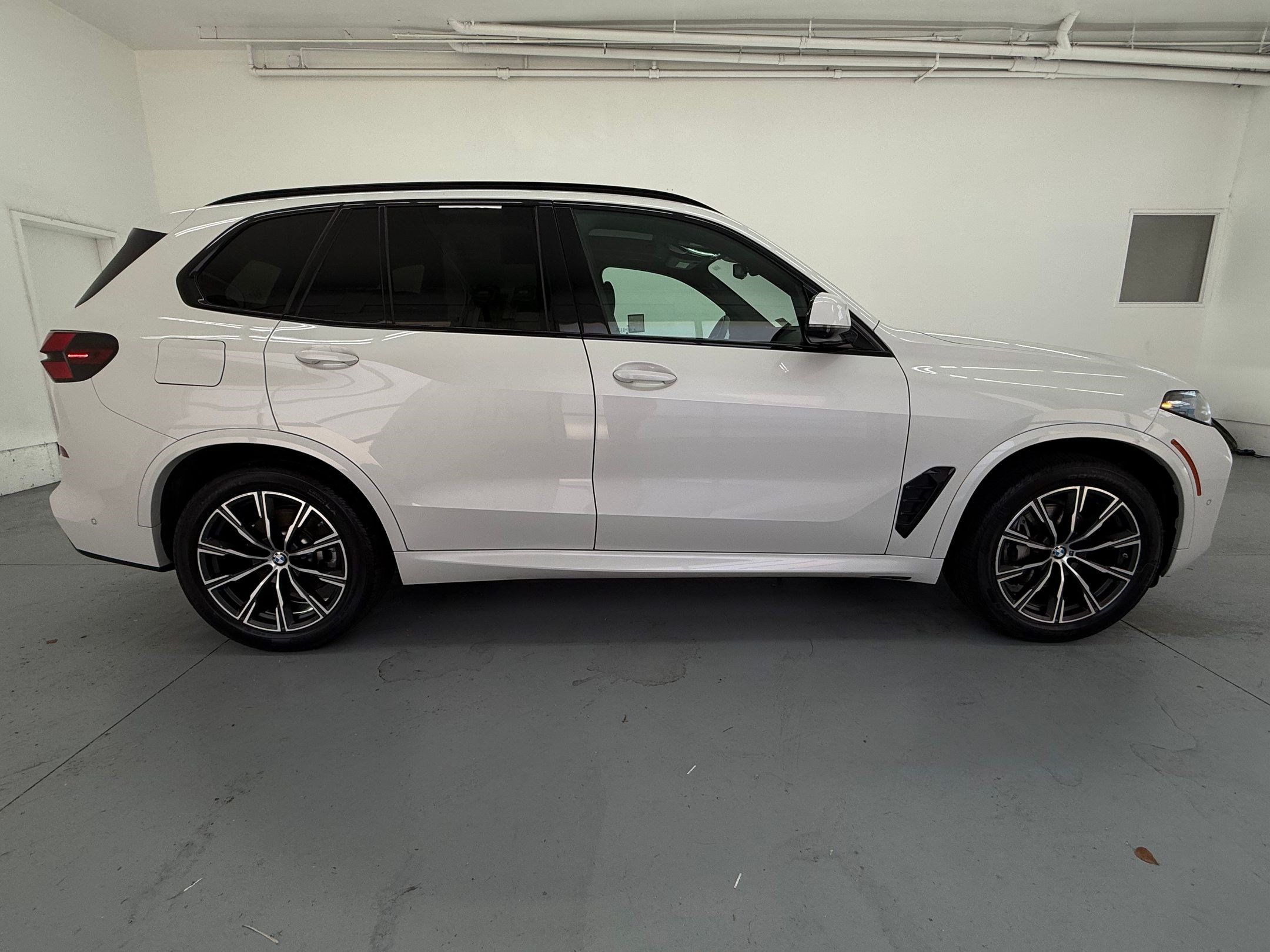 Used 2026 BMW X5 sDrive40i RWD image 7