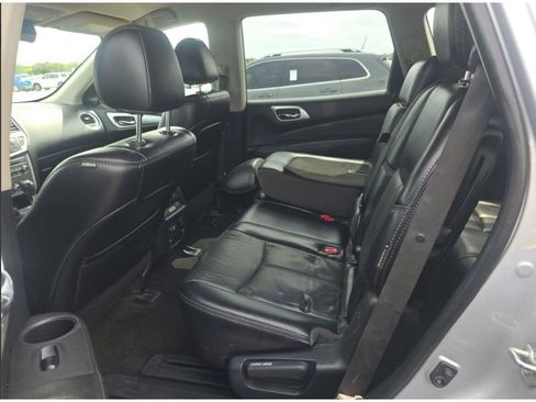 Used 2020 Nissan Pathfinder SL AWD/4WD image 20