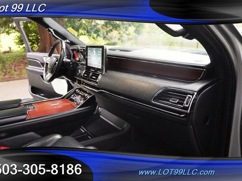 Used 2020 Lincoln Navigator Reserve w/ Luxury Package AWD/4WD image 18