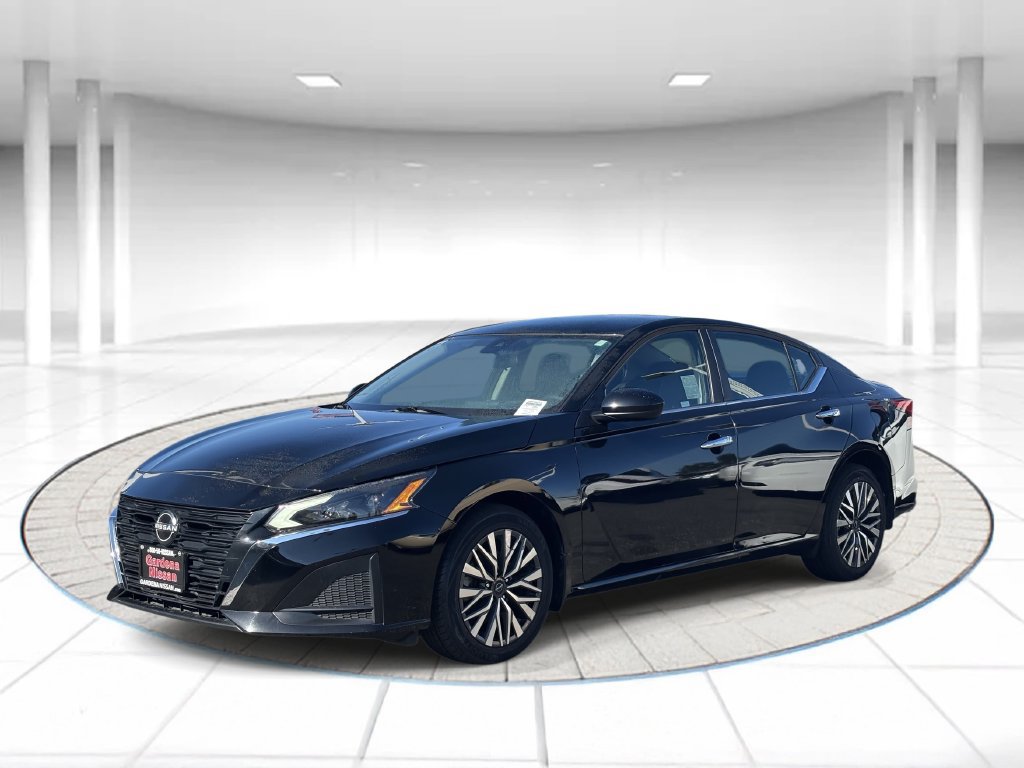 Certified 2023 Nissan Altima 2.5 SV AWD/4WD image 1