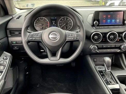 New 2025 Nissan Sentra S image 17