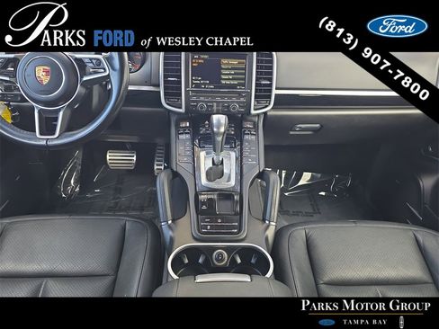 Used 2015 Porsche Cayenne S image 13
