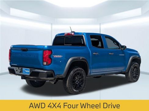 Used 2023 Chevrolet Colorado Trail Boss w/ Advanced Trailering Package AWD/4WD image 6