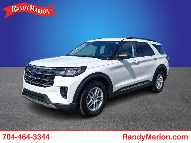 Used 2025 Ford Explorer Active w/ Active Comfort Package RWD image 1