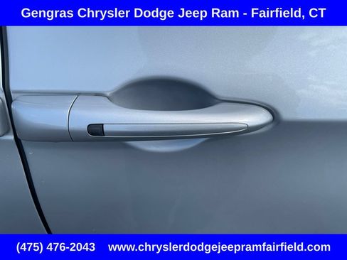 Certified 2024 Chrysler Pacifica Touring-L w/ S Appearance Package AWD/4WD image 41