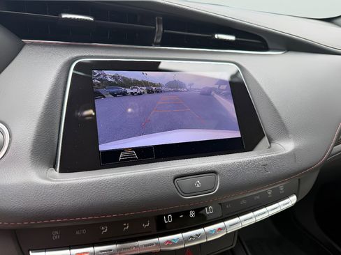 Used 2020 Cadillac XT4 Sport FWD image 27