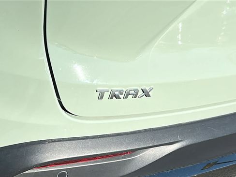 Used 2025 Chevrolet Trax ACTIV w/ Driver Confidence Package FWD image 28