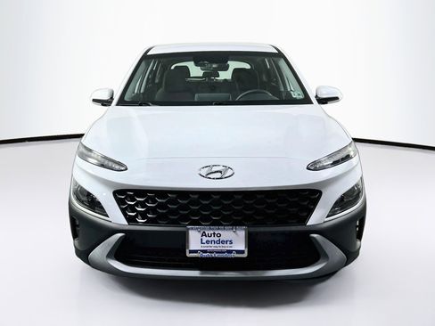 Used 2023 Hyundai Kona SE w/ Cargo Package image 2