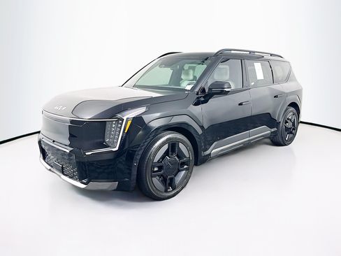 Used 2024 Kia EV9 GT-Line AWD/4WD image 3