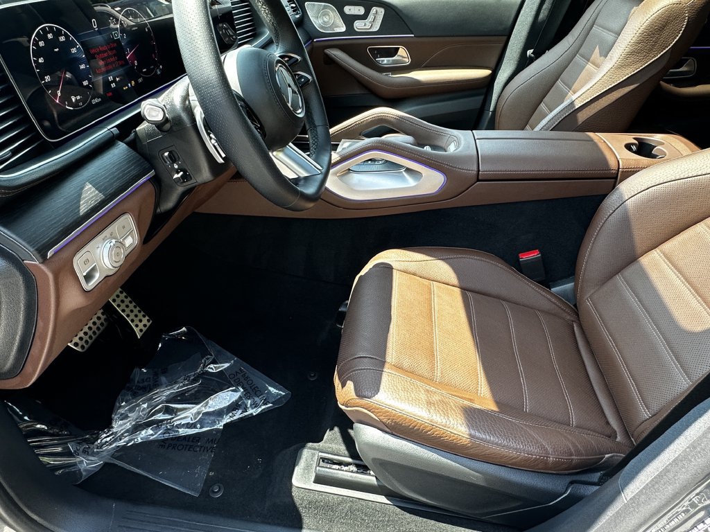 Used 2025 Mercedes-Benz GLS 450 4MATIC w/ AMG Line Exterior image 10
