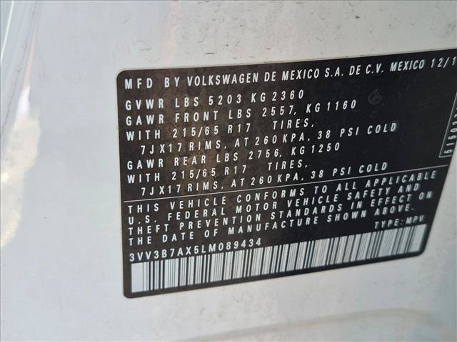 Used 2020 Volkswagen Tiguan SE w/ Panoramic Sunroof Package FWD image 23