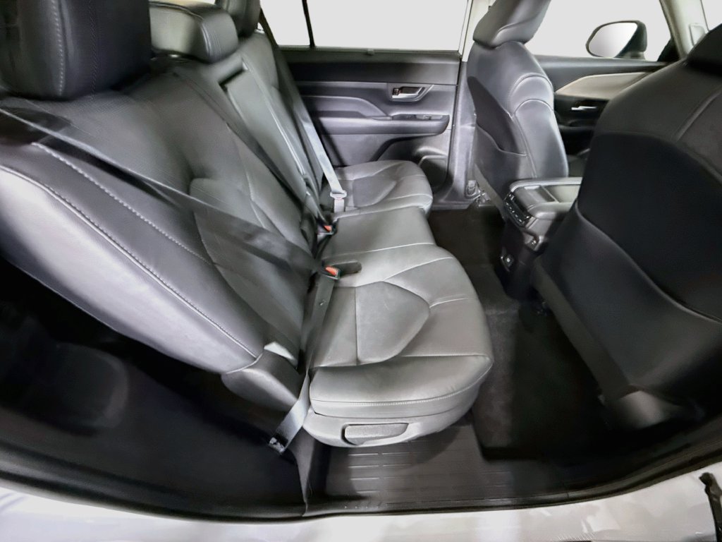 Certified 2024 Toyota Grand Highlander AWD Hybrid image 33