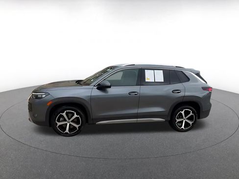Used 2026 Volkswagen Tiguan SE AWD/4WD image 8