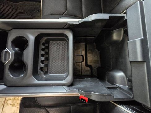 Used 2019 RAM 1500 Laramie image 20