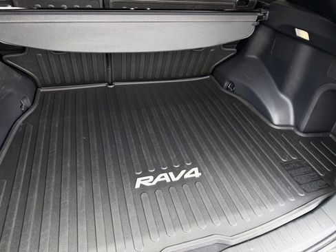 Used 2023 Toyota RAV4 XSE w/ Weather Package AWD/4WD image 19