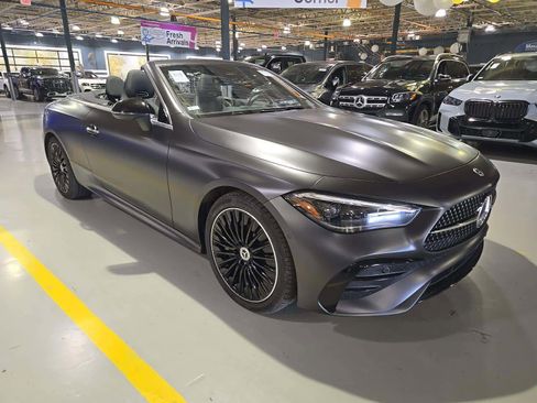 Used 2024 Mercedes-Benz CLE 450 4MATIC Cabriolet image 2