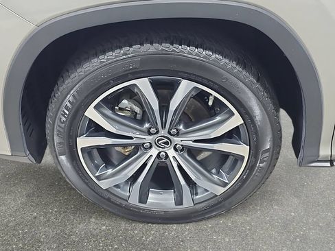 Used 2022 Lexus RX 450h AWD w/ Premium Package image 34