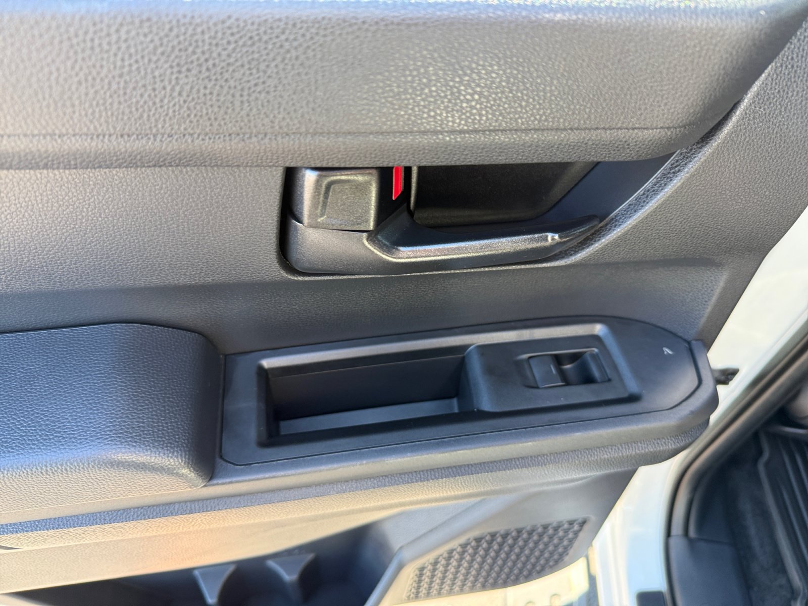Used 2024 Toyota Tacoma SR5 AWD/4WD image 19