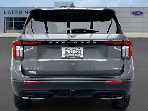 New 2026 Ford Explorer Active image 4