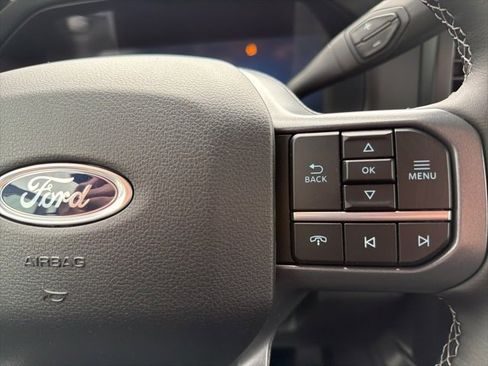 New 2026 Ford F250 Lariat w/ Black Appearance Package image 19