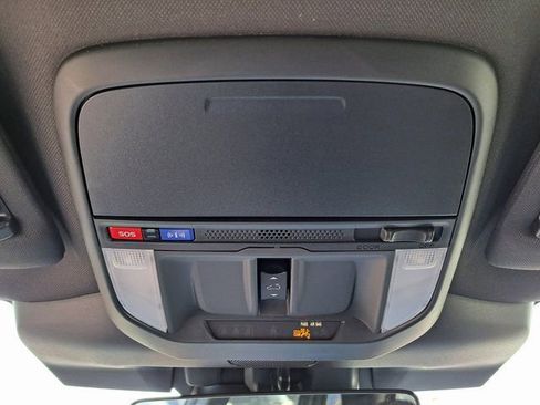 Used 2025 Subaru Forester Limited w/ Protection Package (1PH) image 19