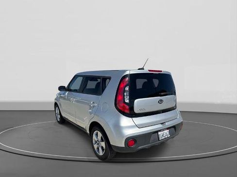 Used 2019 Kia Soul FWD image 7