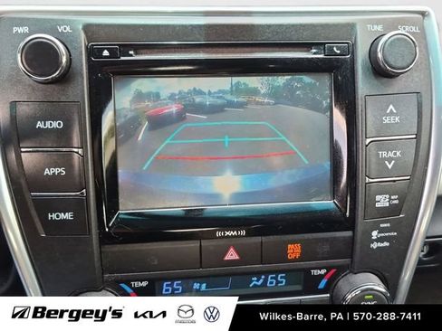 Used 2016 Toyota Camry XSE w/ Moonroof Package FWD image 18
