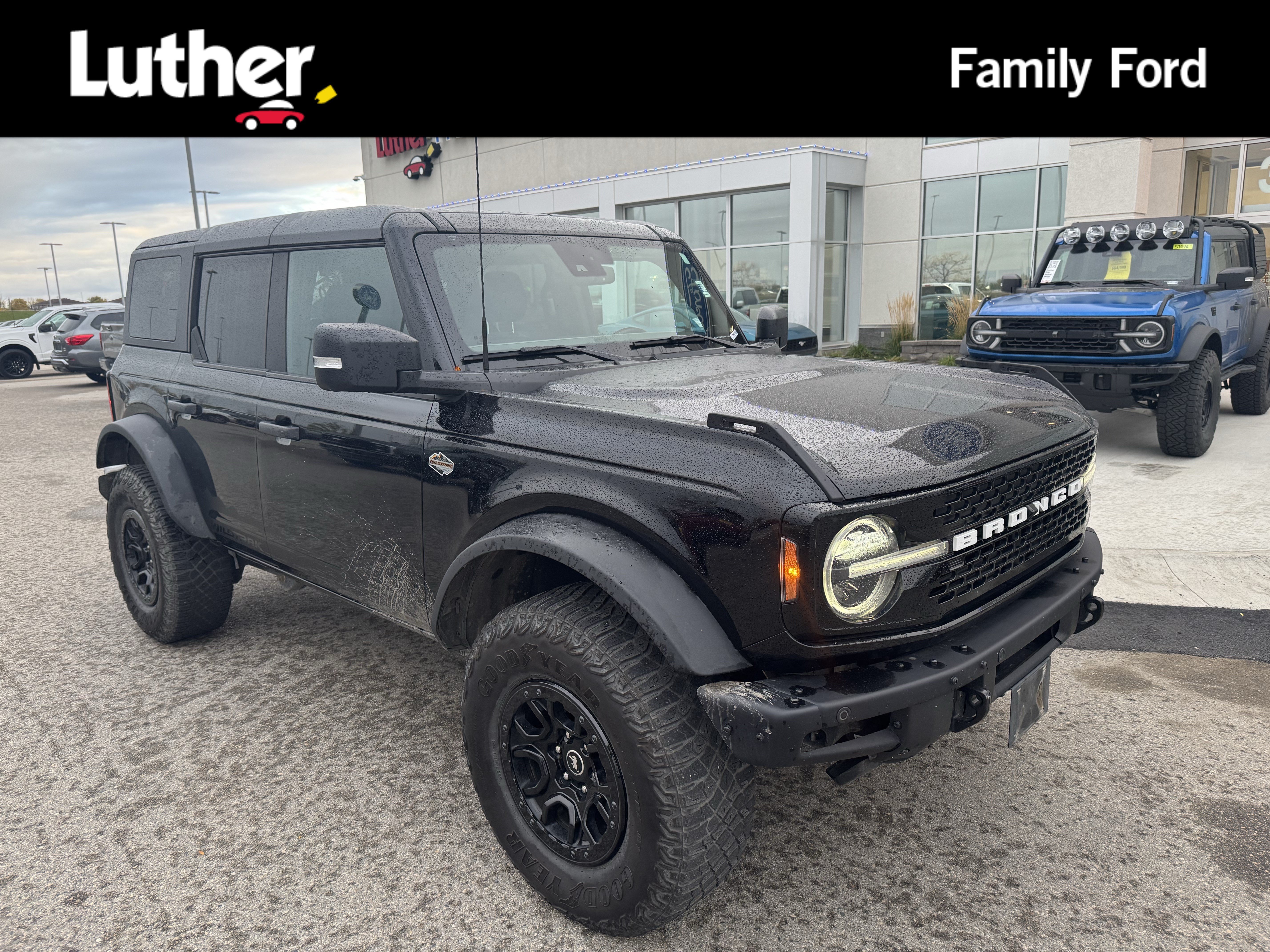 Used 2024 Ford Bronco Wildtrak AWD/4WD image 1