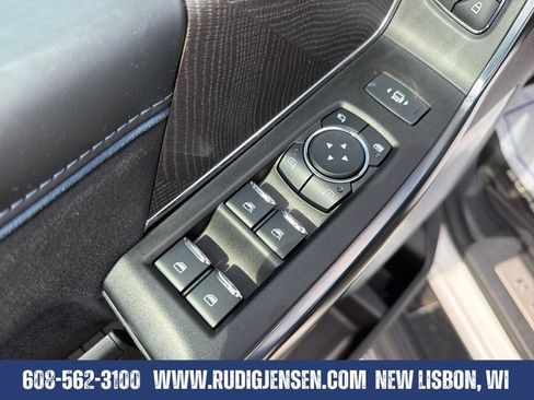 Used 2025 Ford F350 Platinum AWD/4WD image 11