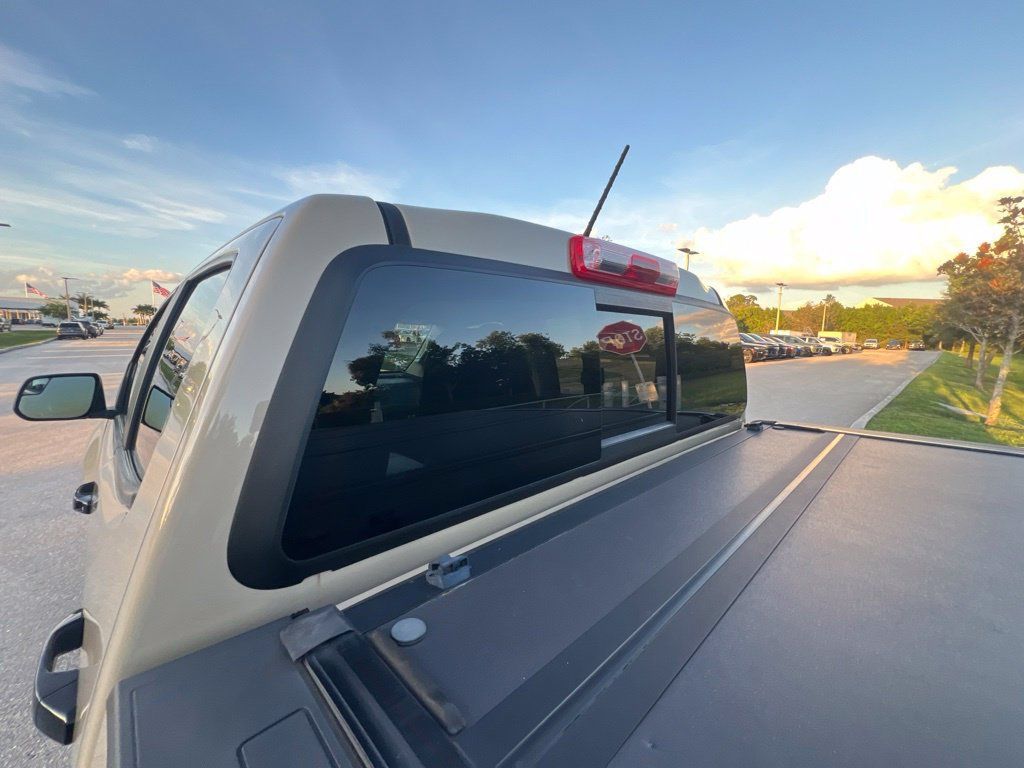 Used 2022 Chevrolet Colorado Z71 RWD image 12