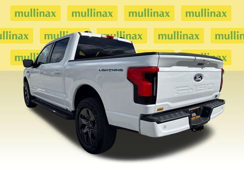 Used 2024 Ford F150 Lightning Flash image 9