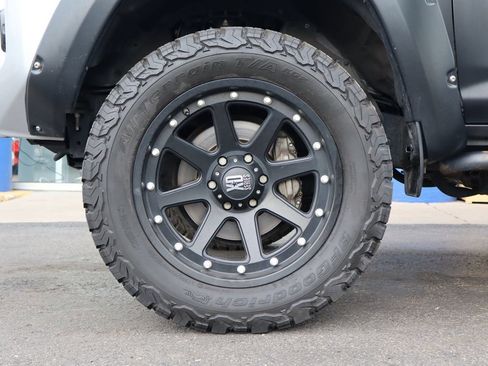 Used 2018 Toyota 4Runner SR5 w/ Wilderness Package AWD/4WD image 30