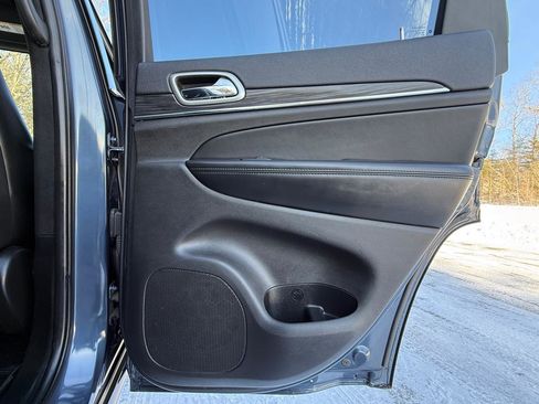 Used 2020 Jeep Grand Cherokee Limited w/ Premium Lighting Group image 37