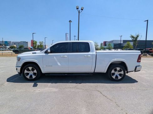 Used 2019 RAM 1500 Laramie AWD/4WD image 6