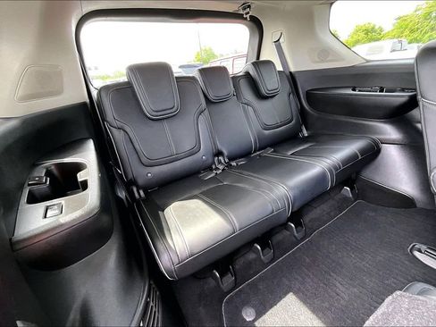 Used 2025 INFINITI QX80 Sensory AWD/4WD image 28