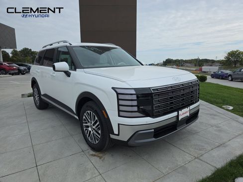 New 2026 Hyundai Palisade SEL image 3