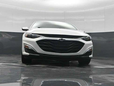Used 2021 Chevrolet Malibu RS FWD image 19