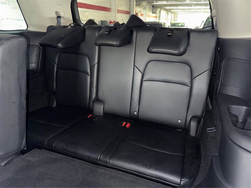 Used 2022 Nissan Pathfinder SL w/ Lighting Package (N92) AWD/4WD image 36