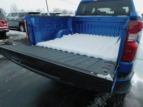 Used 2024 Chevrolet Silverado 1500 Custom w/ Turbomax Blackout Package AWD/4WD image 33