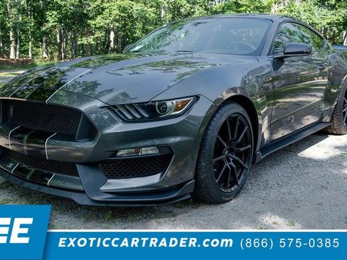 Used 2015 Ford Mustang Shelby GT350 RWD image 1