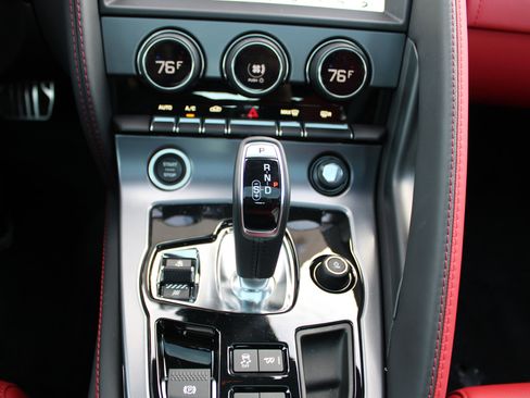 New 2023 Jaguar F-TYPE R image 14